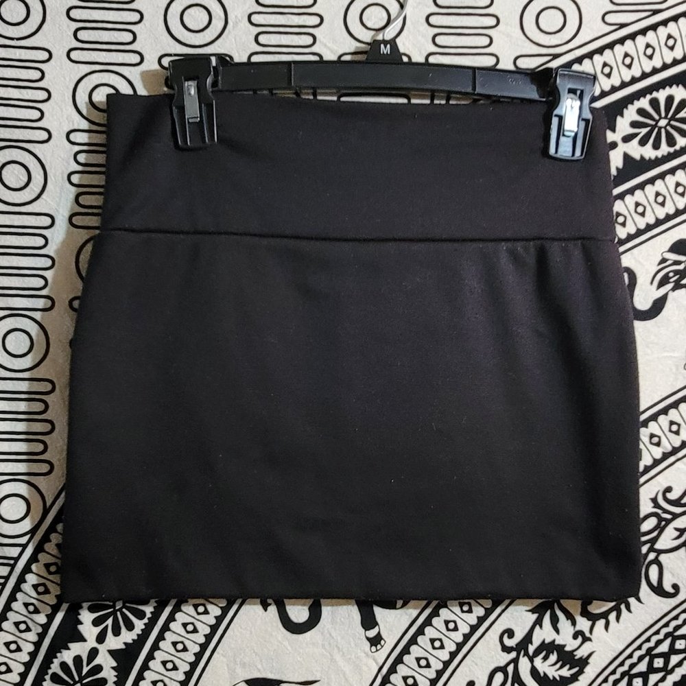 Black Pencil Skirt Size M